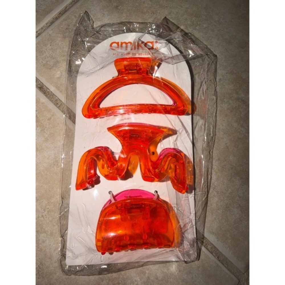 Amika Hair care Neon Orange Hair Claw Clip Set 3 Piece Translucent Stylist Salon
